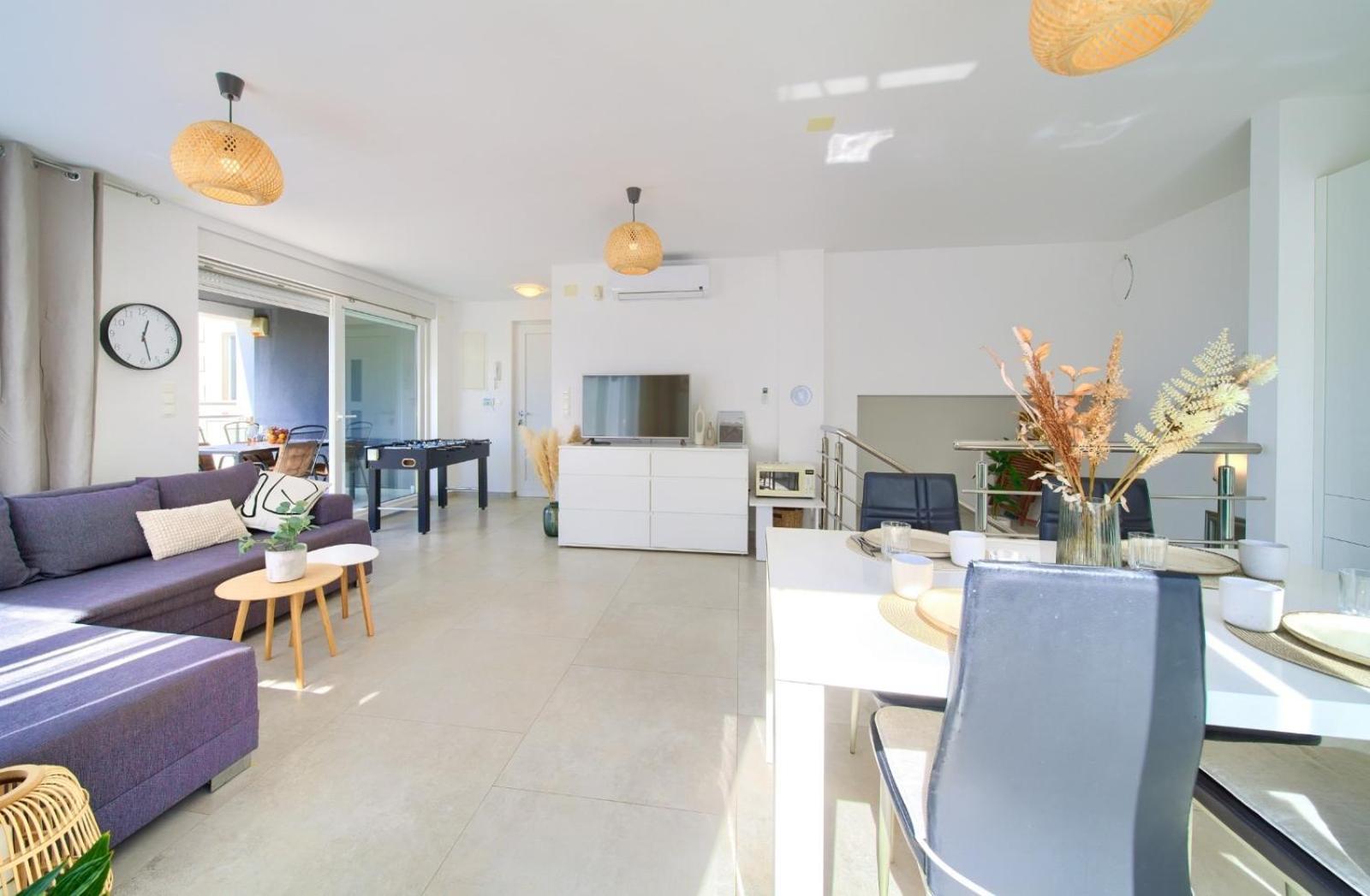 Apartments Marijana Njivice Buitenkant foto